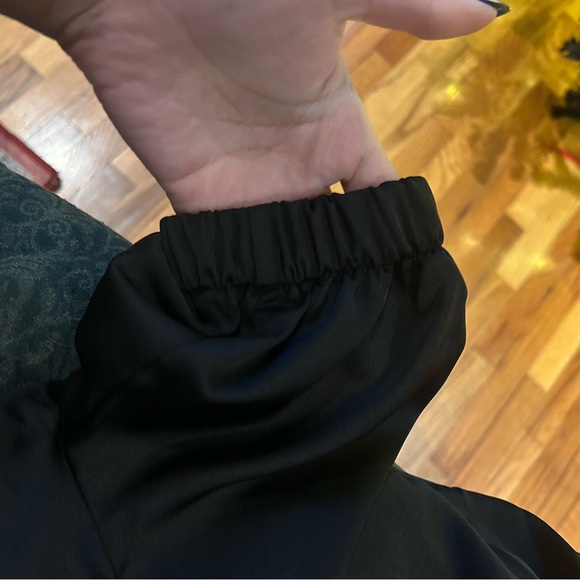 Topshop Black Ruffled Off-Shoulder Blouse - Picture 5 of 7